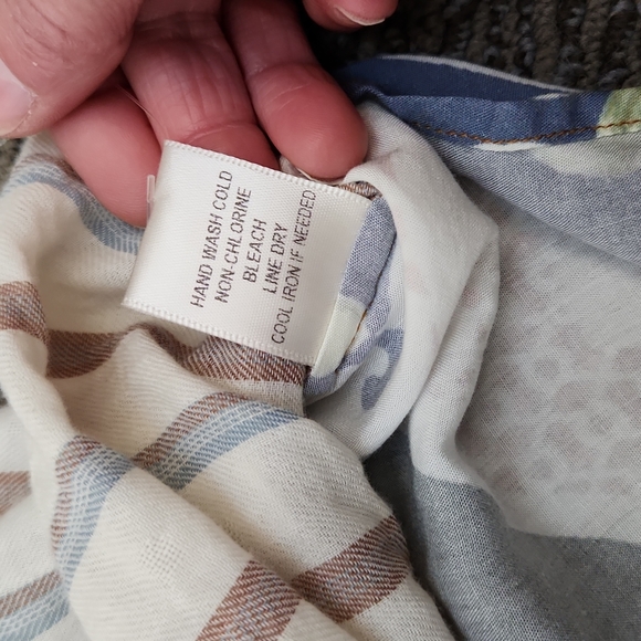 Aratta Silent Journey Button Down Shirt Size Small - Picture 14 of 15